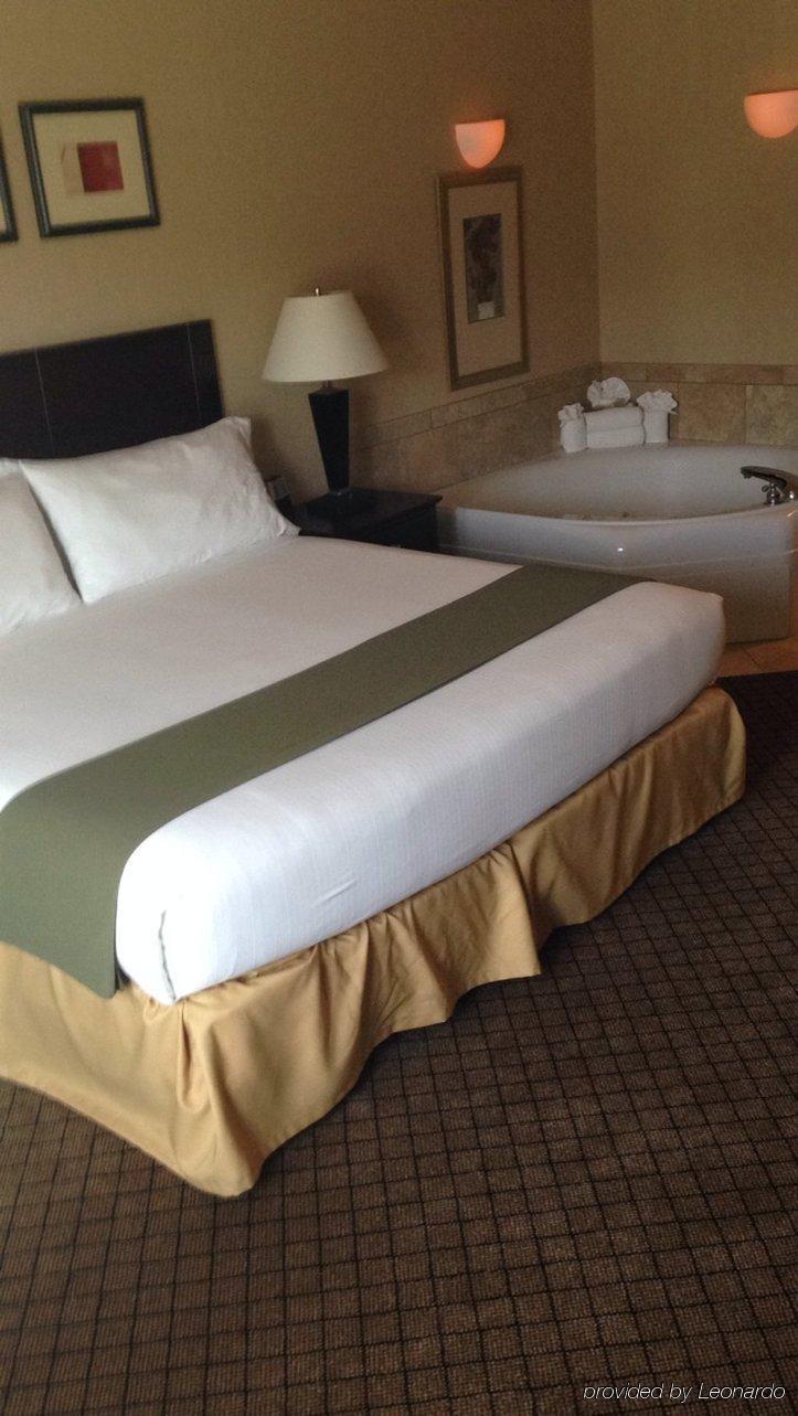 Holiday Inn Express And Suites Sumner By Ihg Luaran gambar